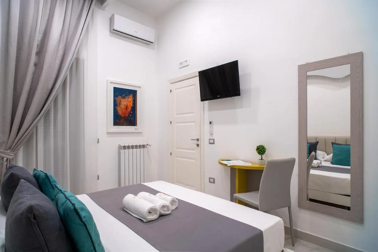 *** Couette-café Bed and breakfast Napoliviva Bovio Italie